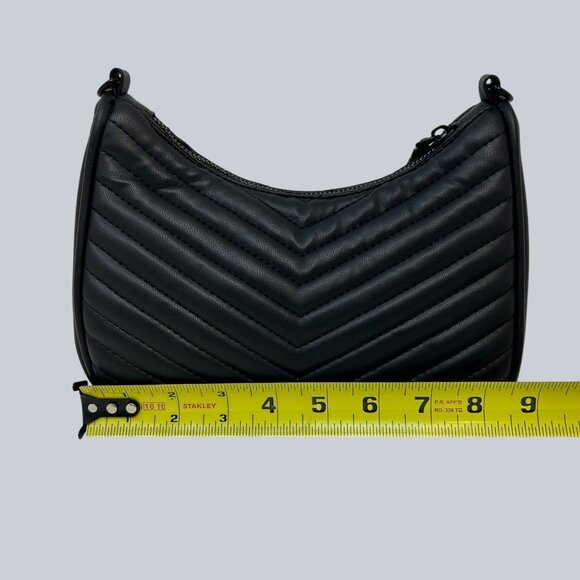 Steve Madden Black Quilted Crossbody Bag With Chain Strap & Pouch - Picture 8 of 10